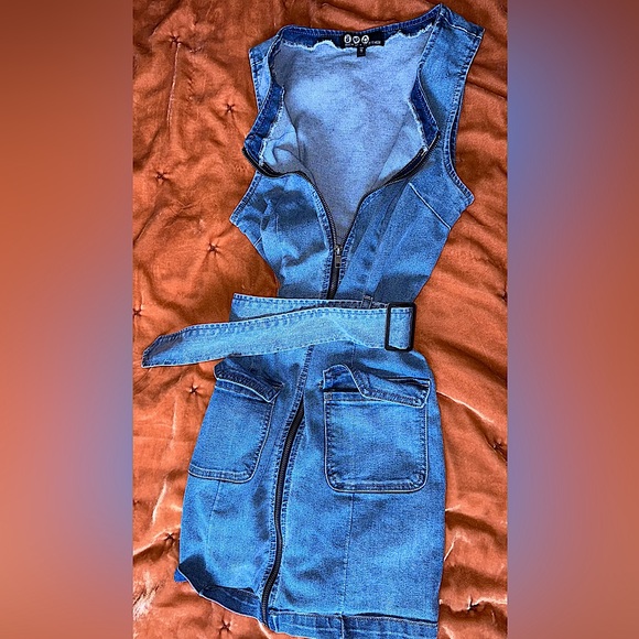 Rewash Dresses & Skirts - Women’s Rewash Zipper Front Dress w/ Adjustable Belt